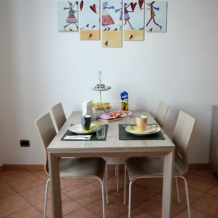 Casa Vacanza Filippo Apartment *